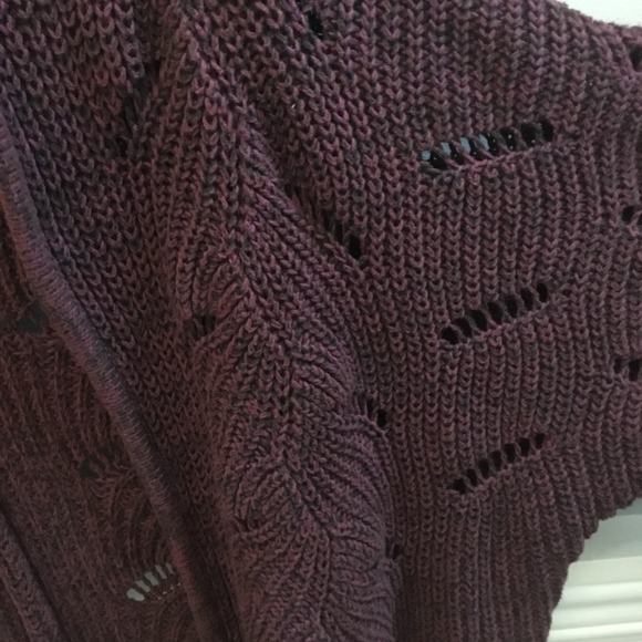 Maroon cardigan - Picture 2 of 2